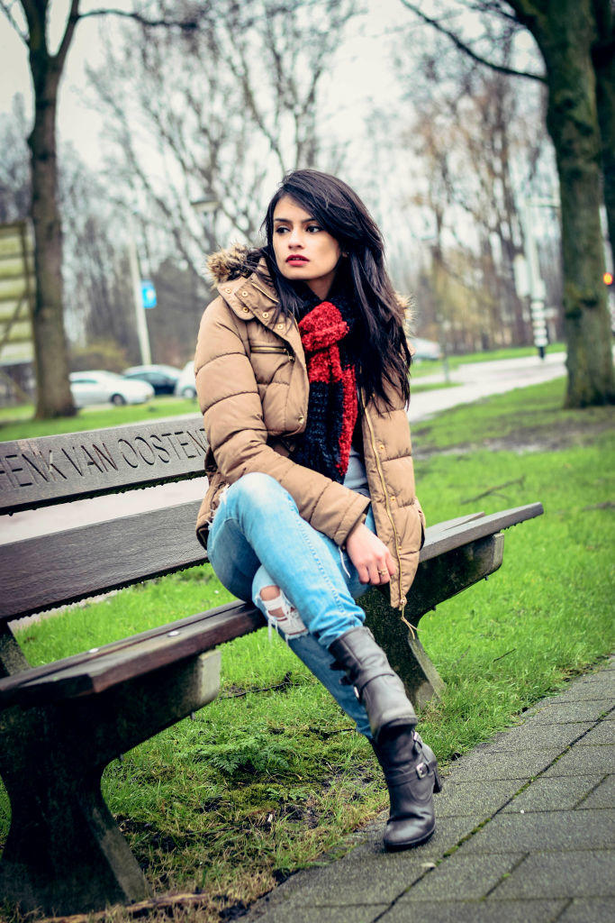 Quilted Jacket Ripped Jeans Winter look