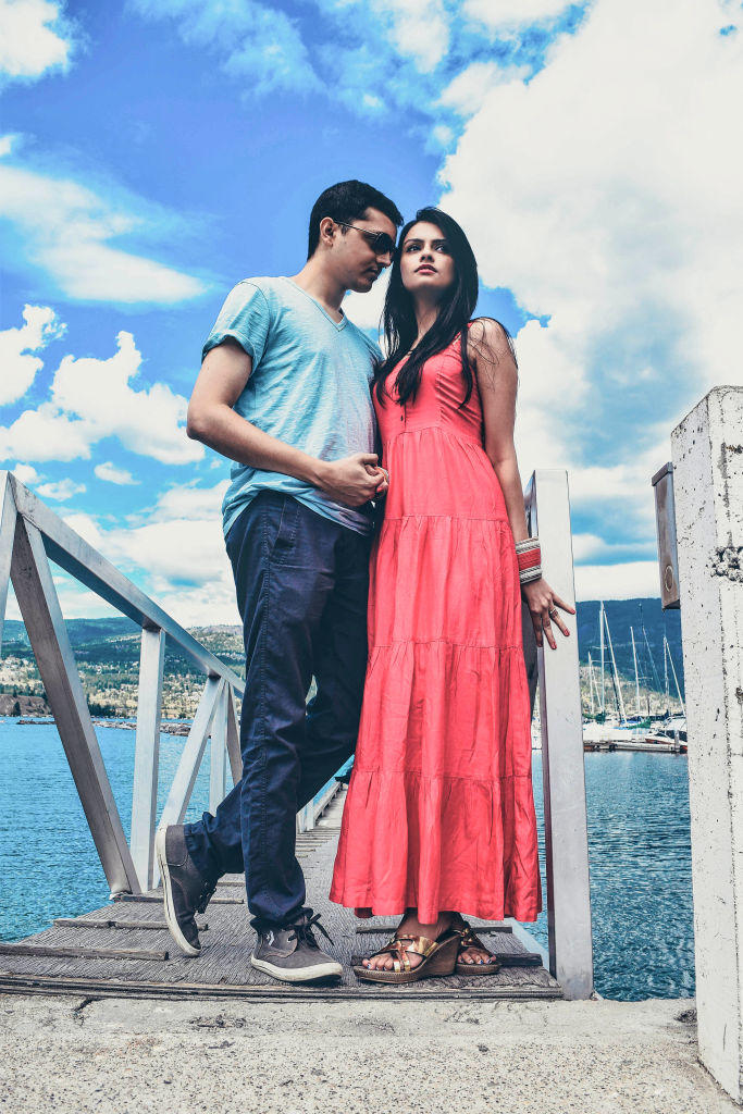 Pin by urvashi on photo shoot ideas | Couples poses for pictures, Photo  poses for couples, Couple photography